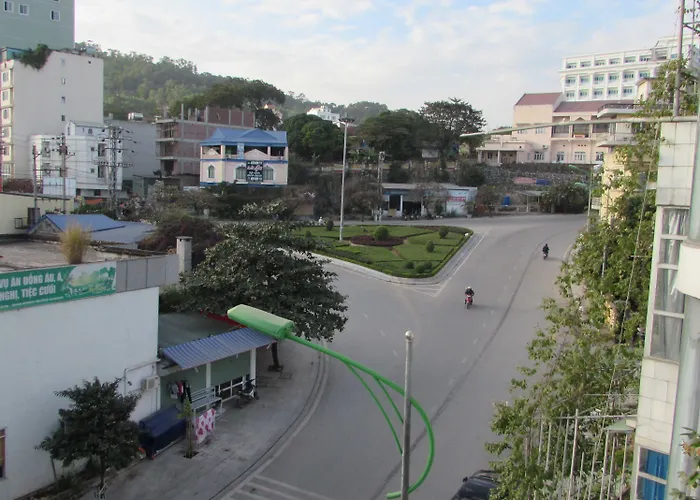 Viet Nhat - Bai Chay