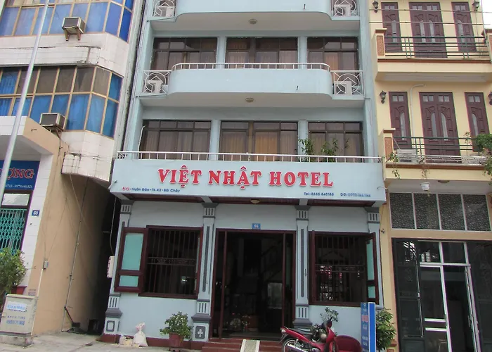 Viet Nhat - Bai Chay Ha Long