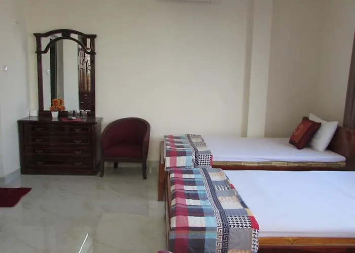 Hotel Viet Nhat - Bai Chay 2*