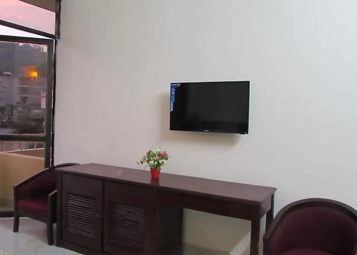 Hotel Viet Nhat - Bai Chay Hạ Long