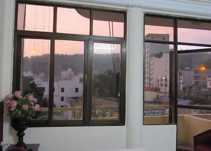 Viet Nhat - Bai Chay Hotel 2*